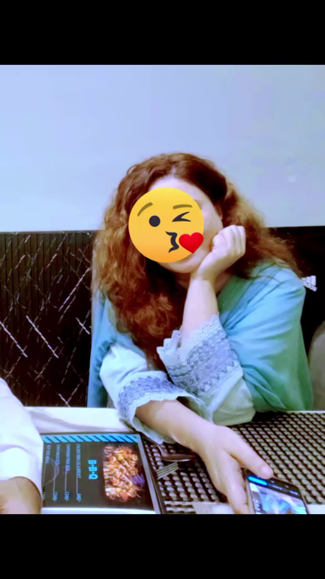 @arooba khan