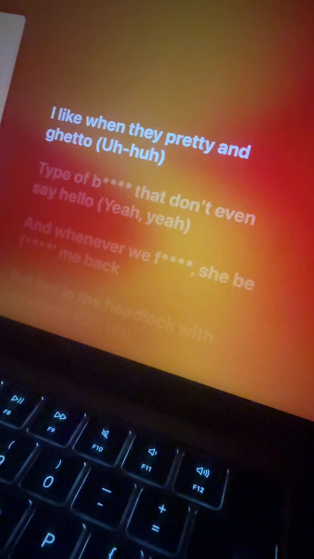@lyricsprada