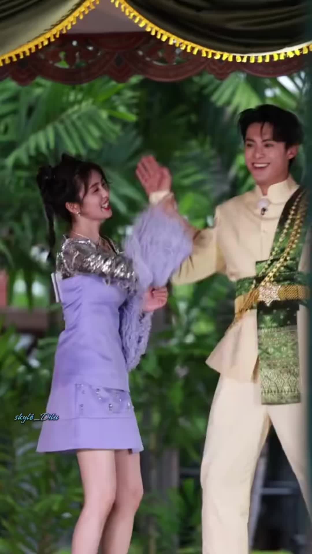 @🍍BaiLu🩵💜WangHeDi🍉