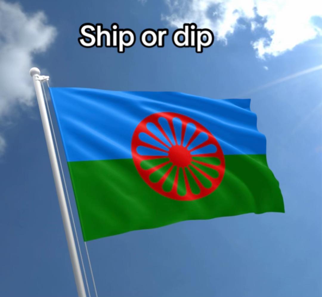 @Ship or dip😜