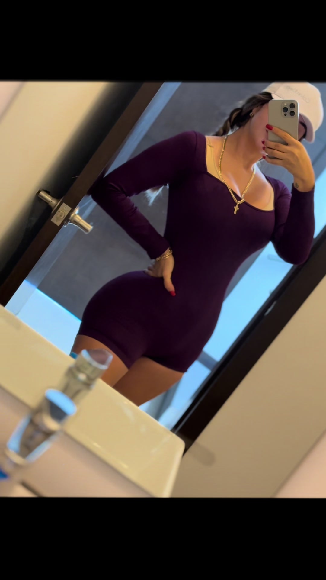 @Jennifer HernandezTv