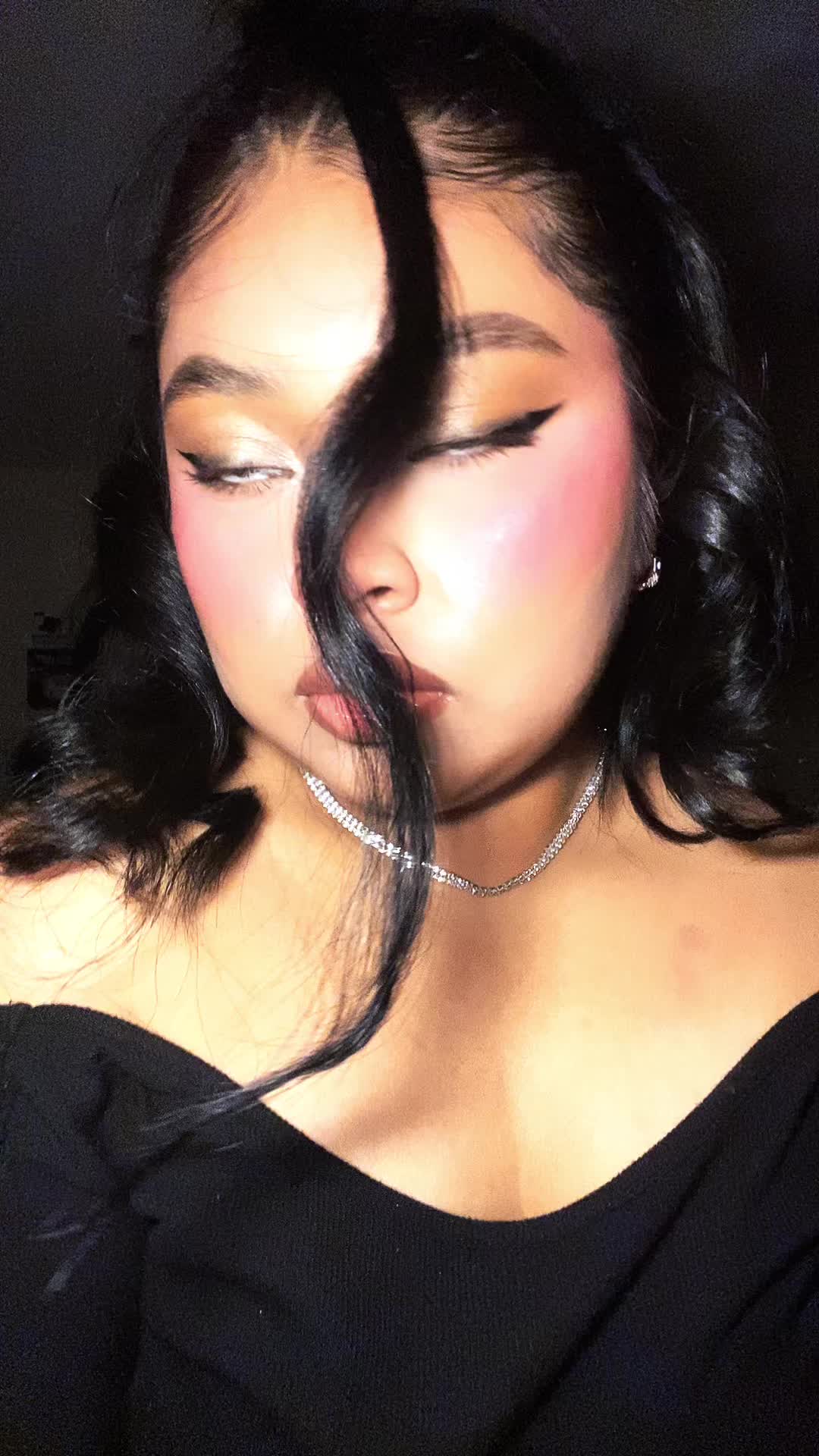@makeupanyelina