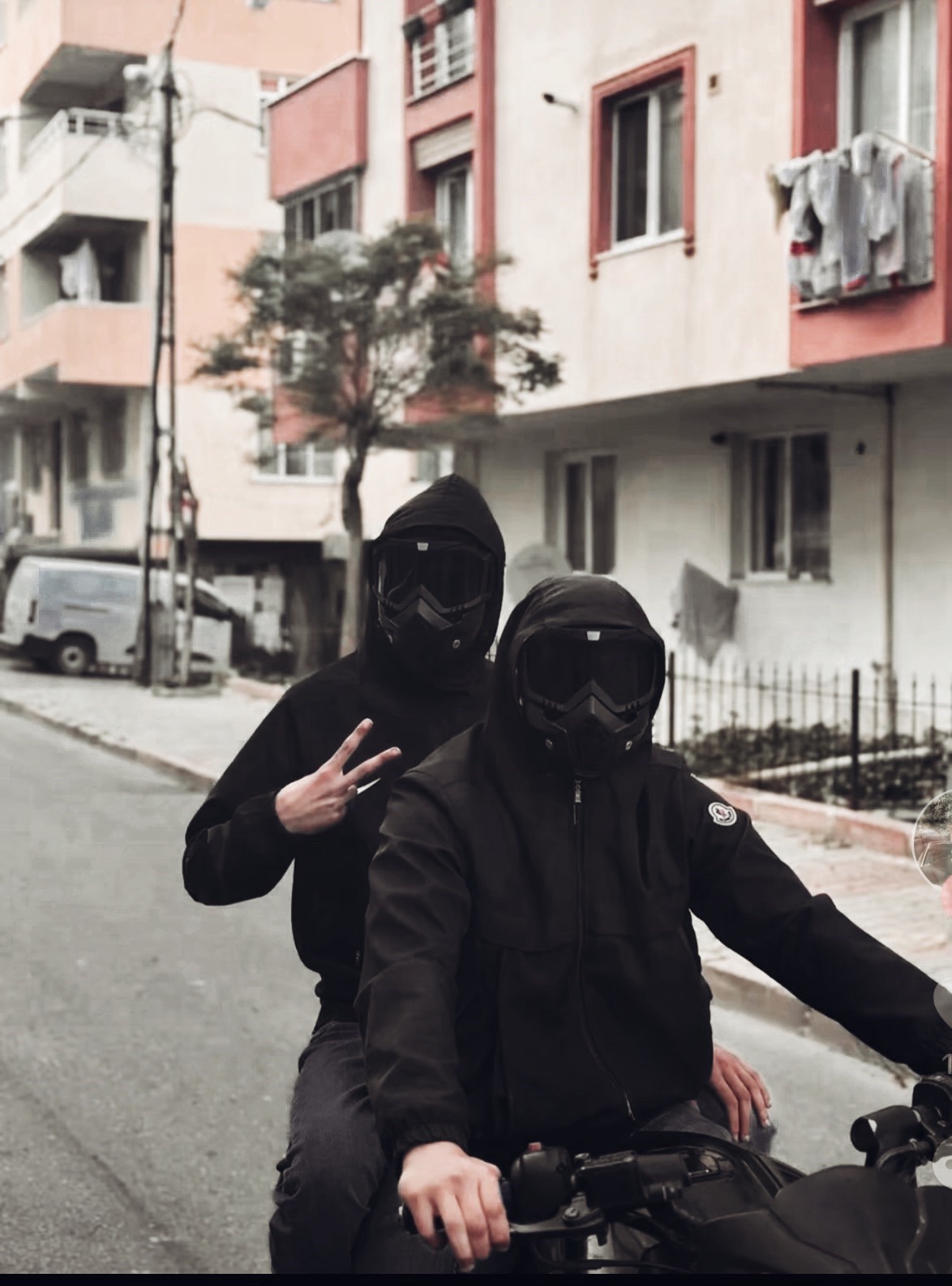 @UĞUR S&Uuml;VAT