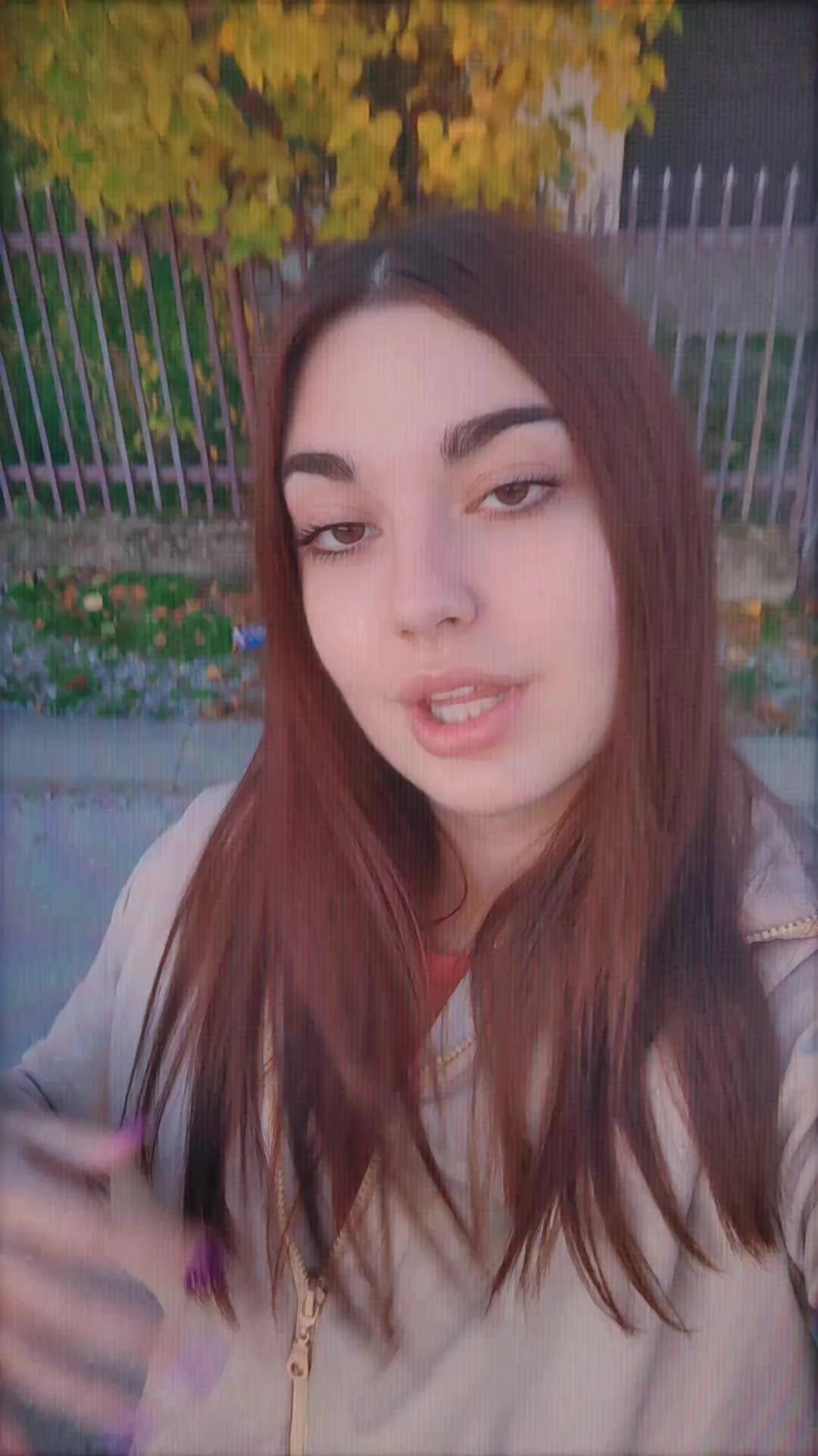 @_laralara