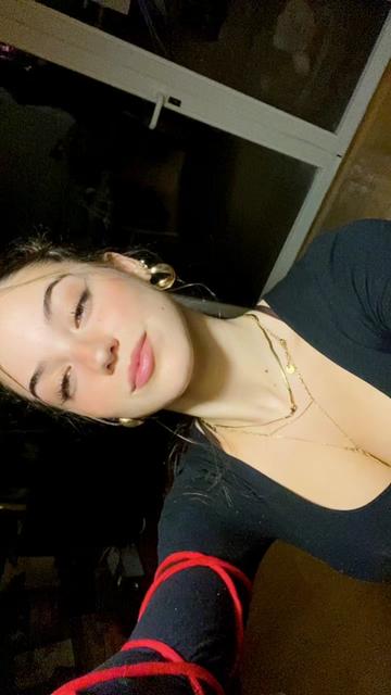 @laauuritaaaaaaa