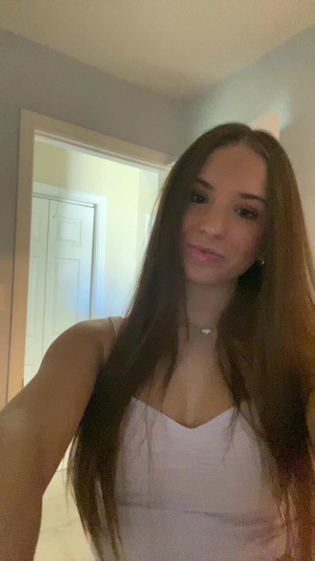 @_nicolenoelle