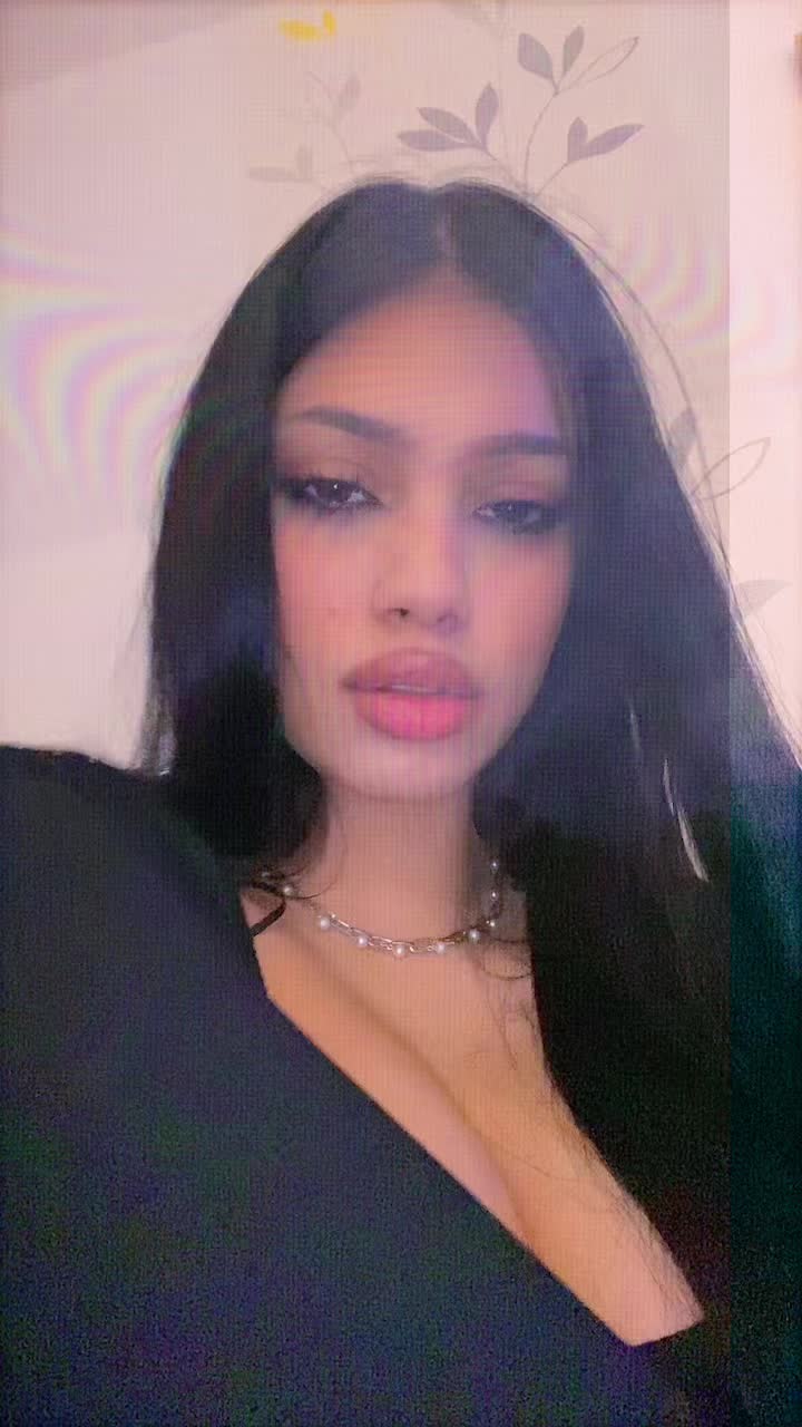 @nadjolinaa