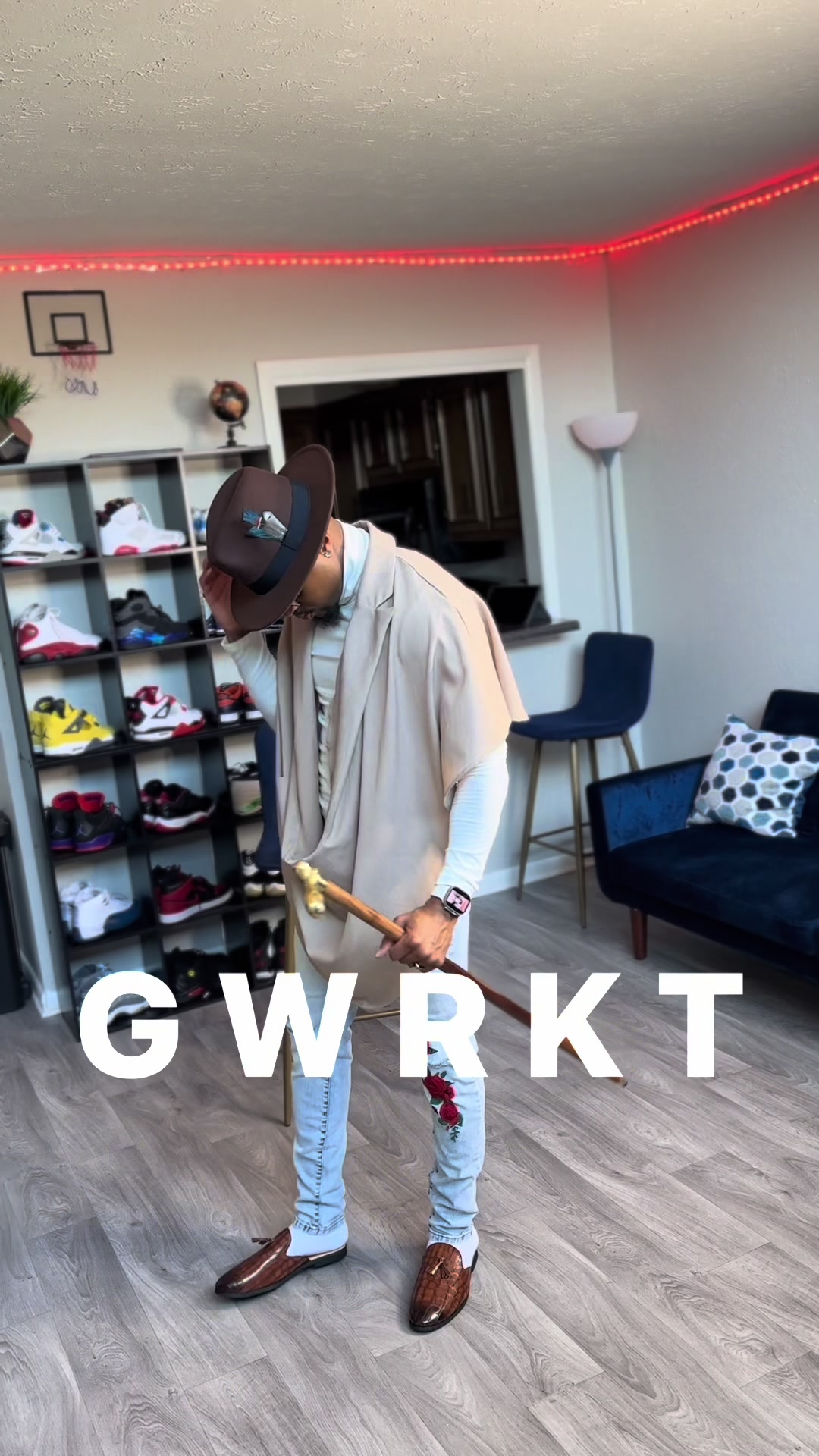 @KT
