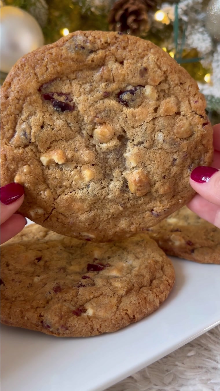 @DeLuscious Cookies