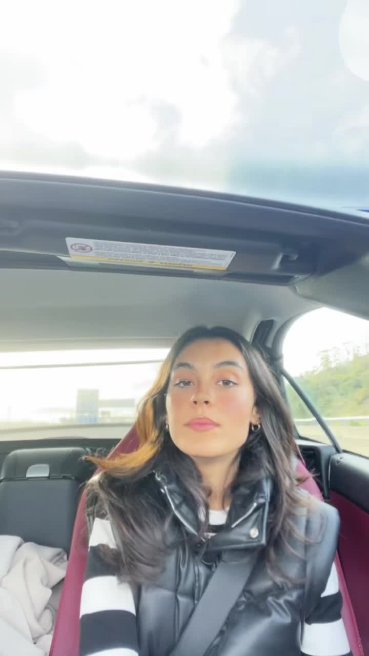 @mia.benita
