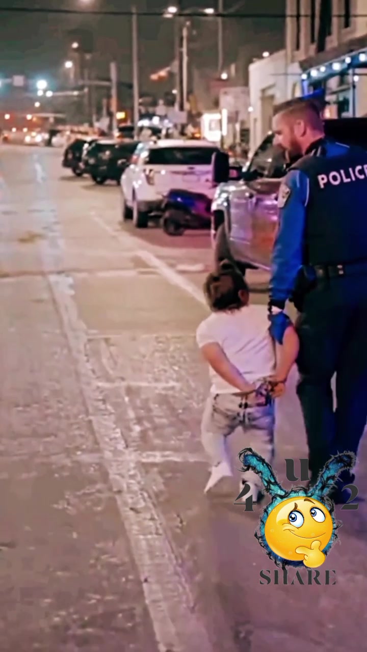 @𝟜𝕦𝟚𝕊𝕙𝕒𝕣𝕖