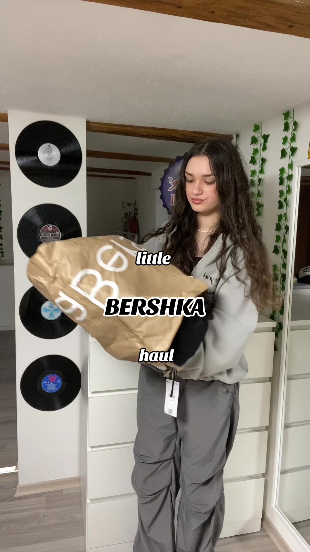 @𝑲𝒊𝒂𝒏𝒂