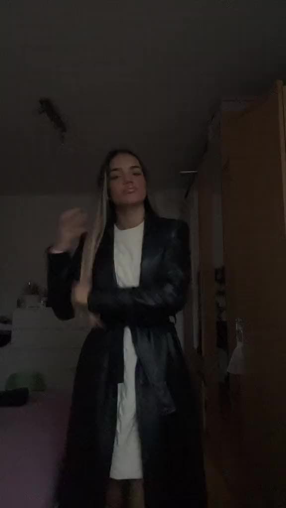 @&Phi;&omega;&tau;&epsilon;&iota;&nu;ή🥥