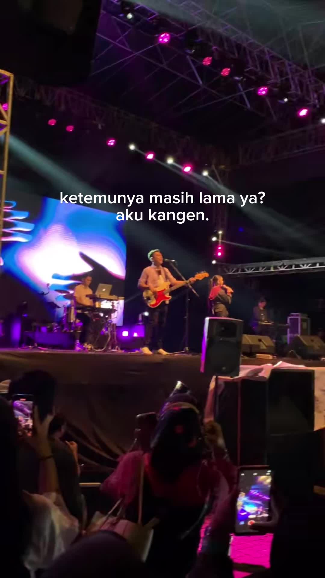 @SUKA GALAU🥀