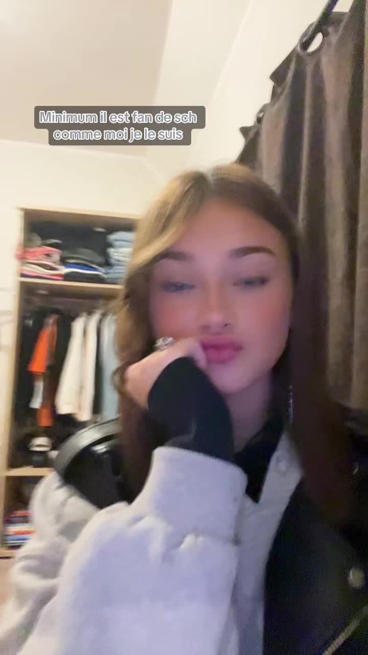 @S V