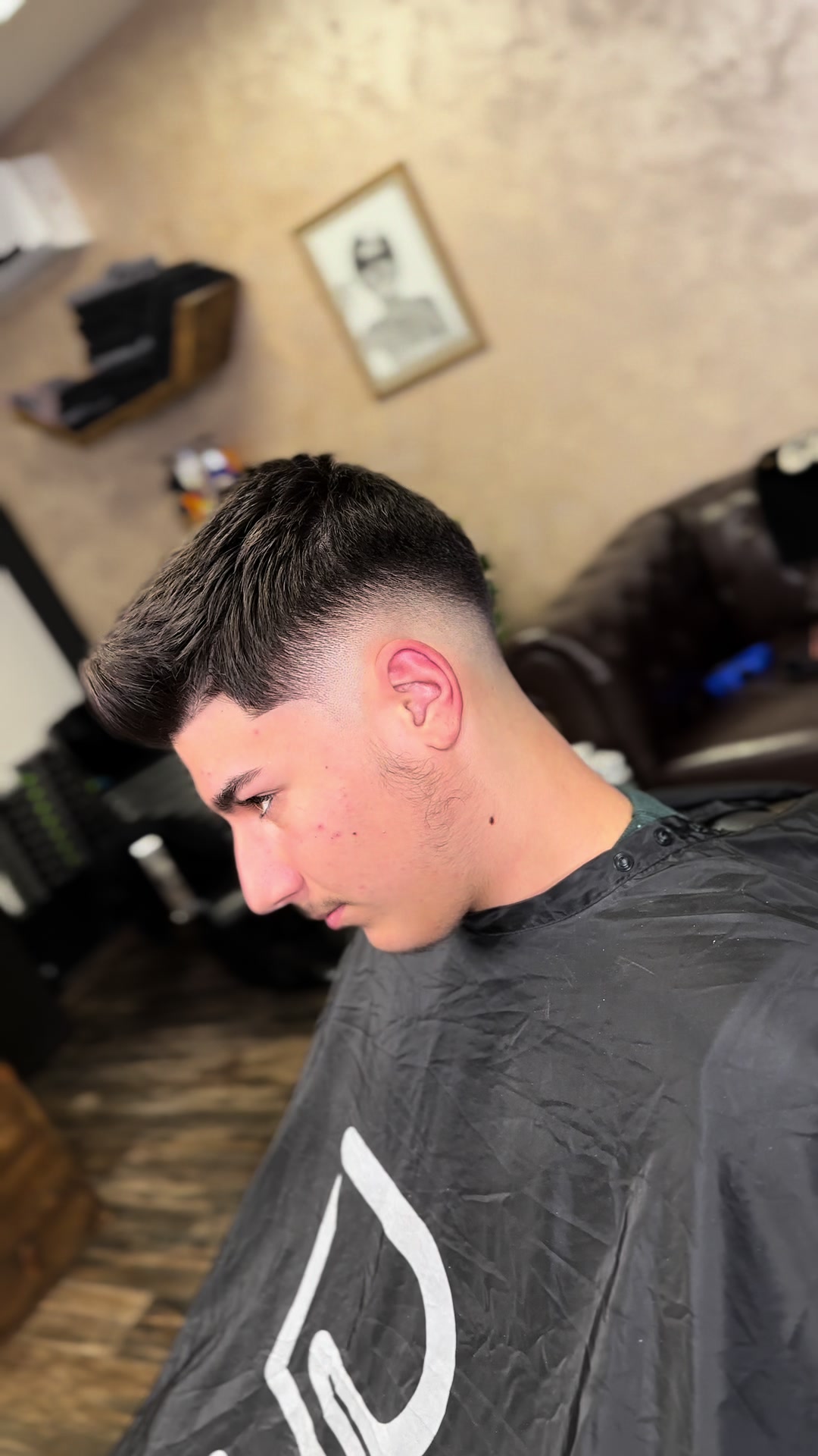 @chriscrossbarber_