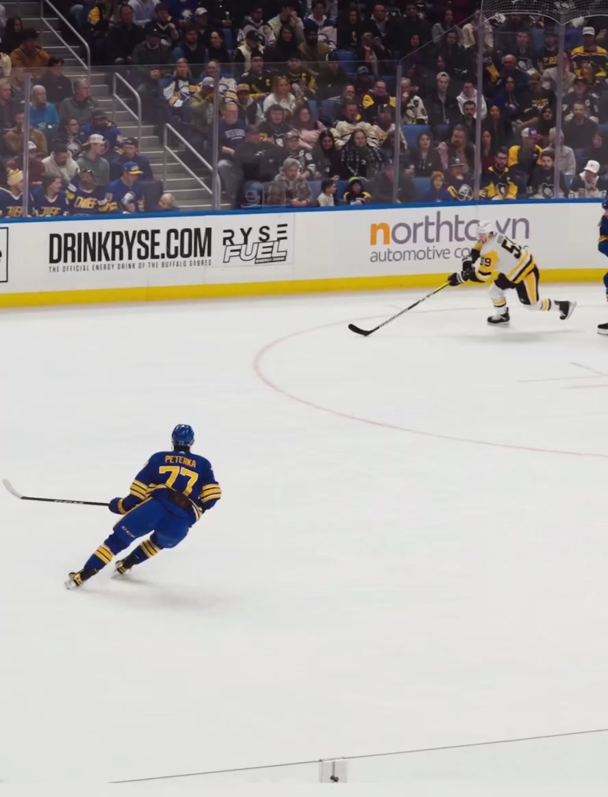 @HockeyHype