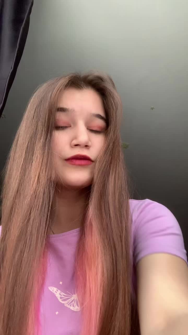 @<3