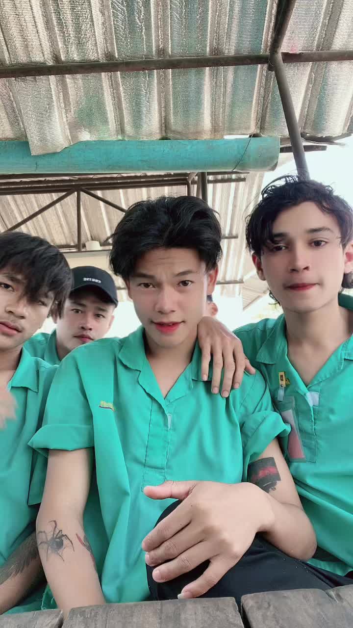 @🖤อ่าวเมียอู🍀(ဘိတ်သား😃)