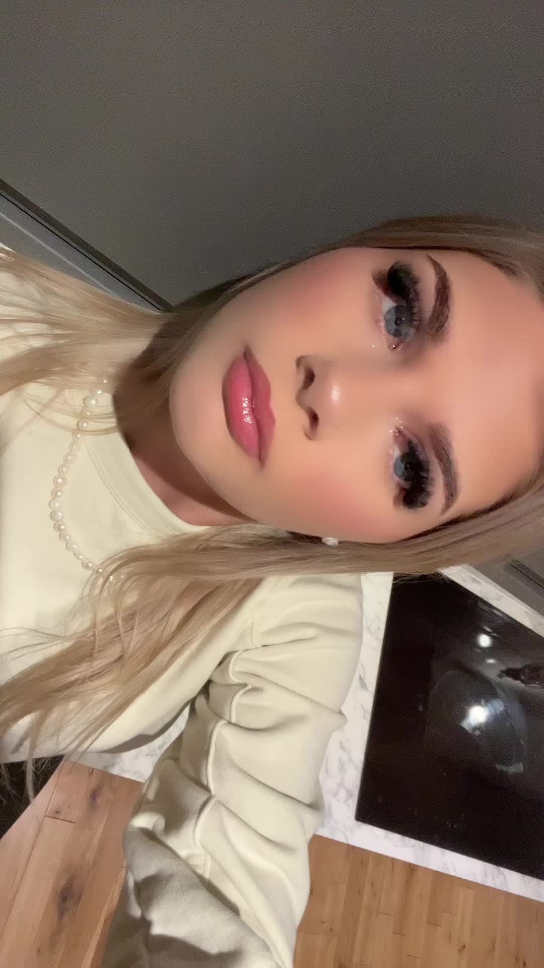@Paigey 🪩🍒🐆🧿