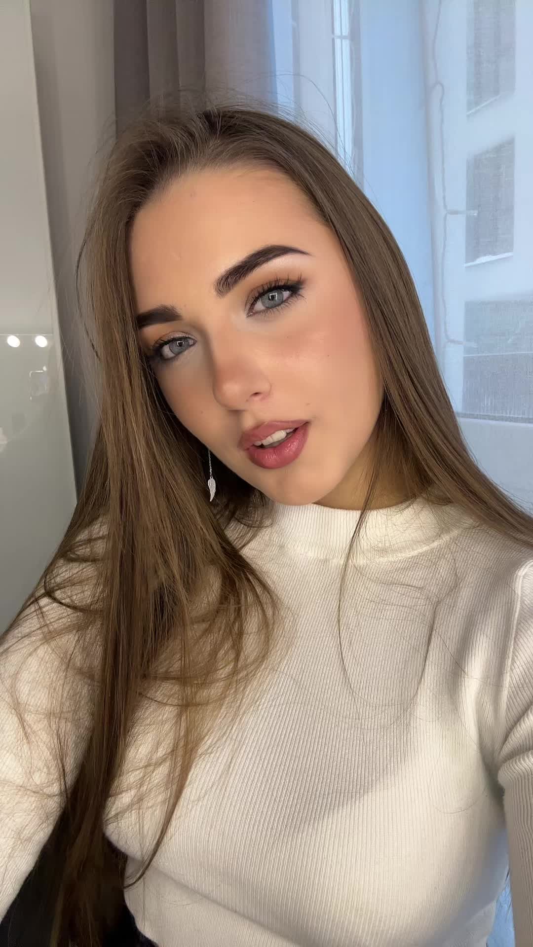 @ElliKa