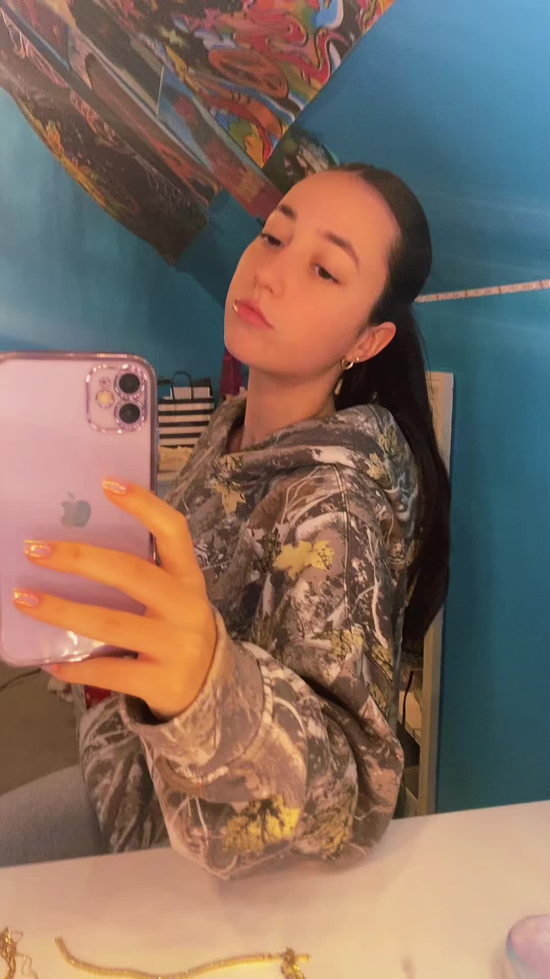 @iz