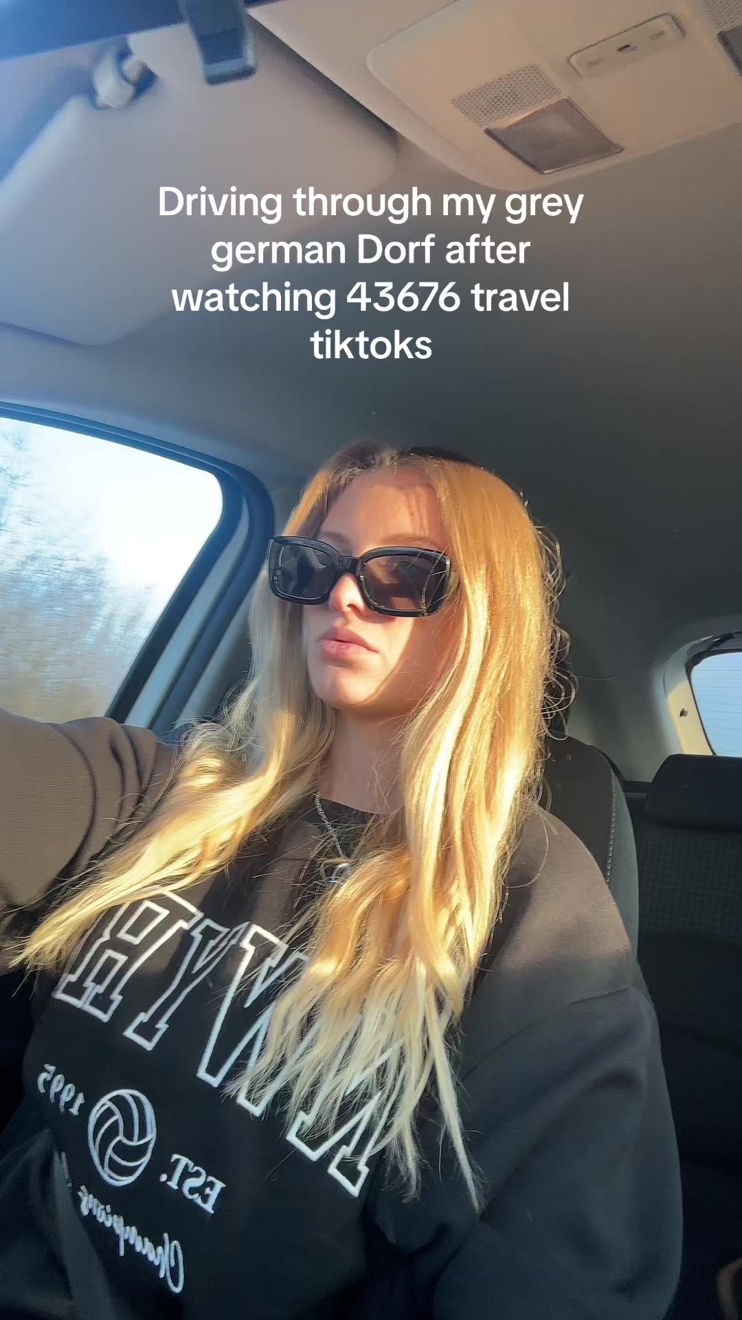 @𝐌𝐄𝐋𝐈