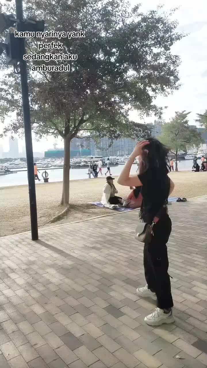 @Deviafloo