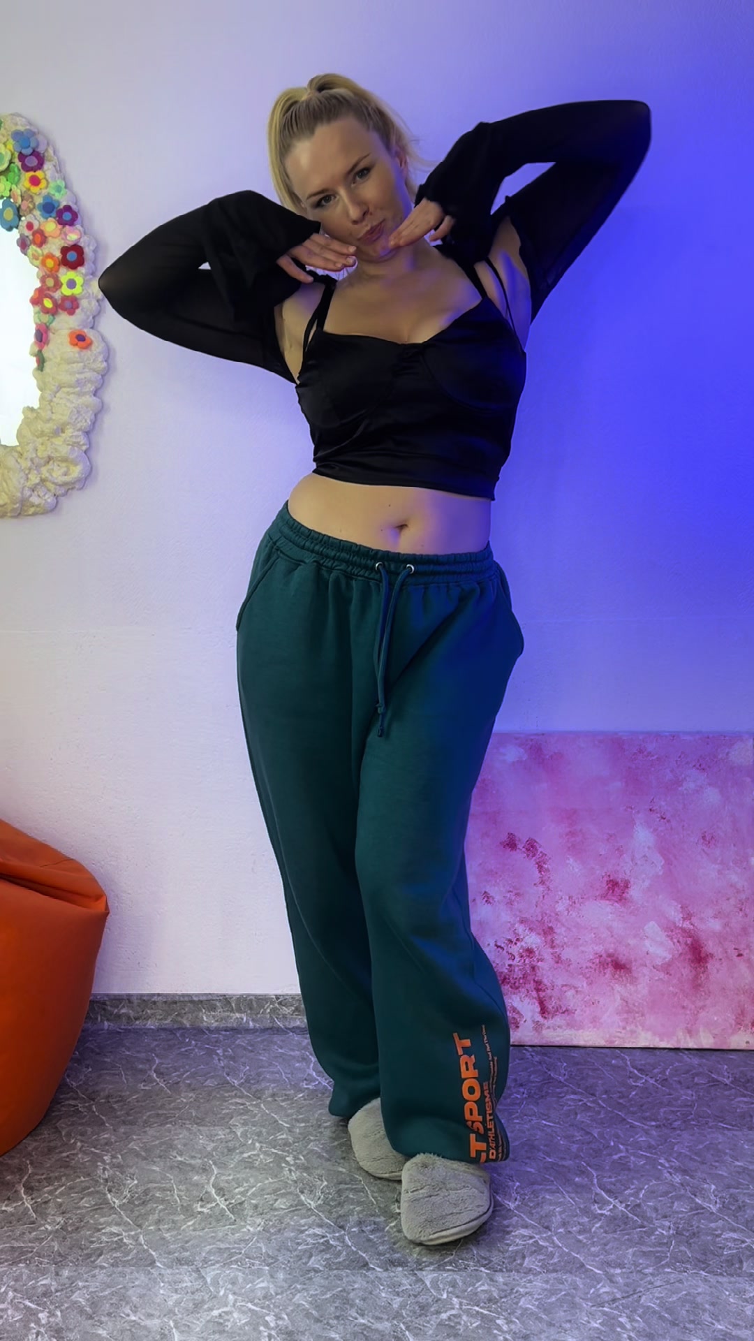@Curvy woman 🤍