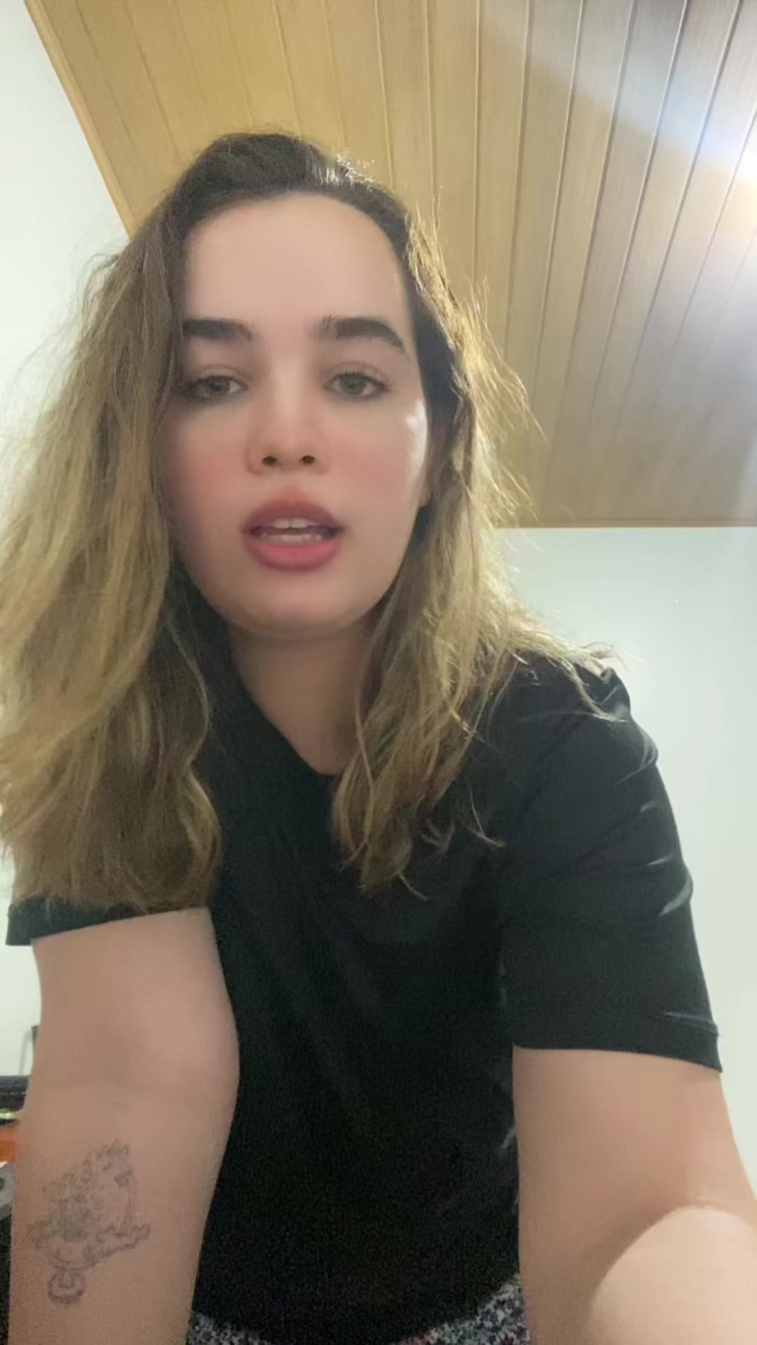 @Laura Roberta