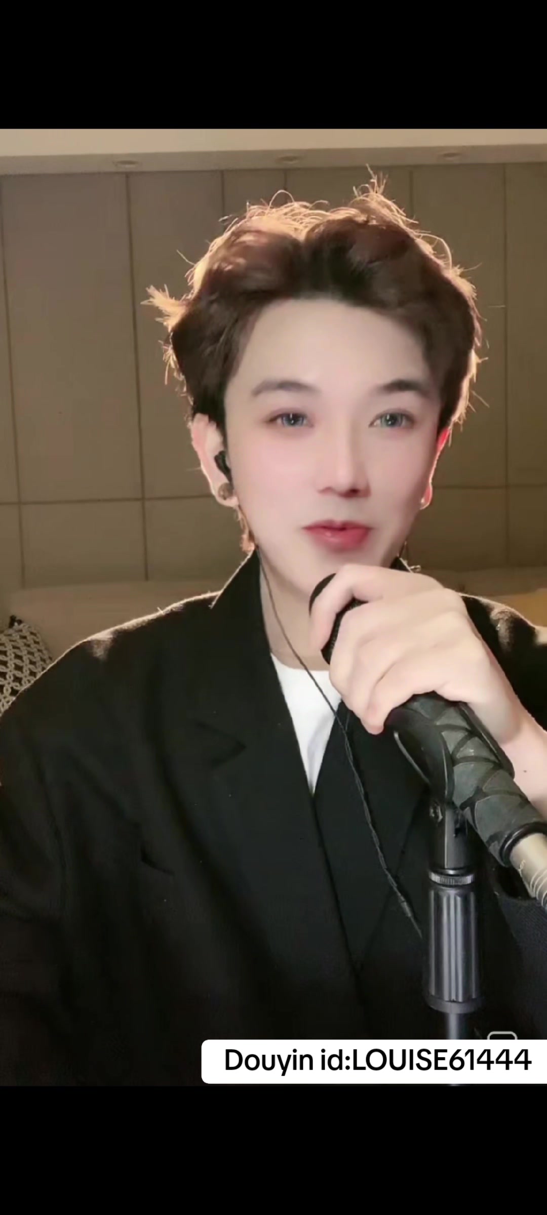 @英俊的中国男人