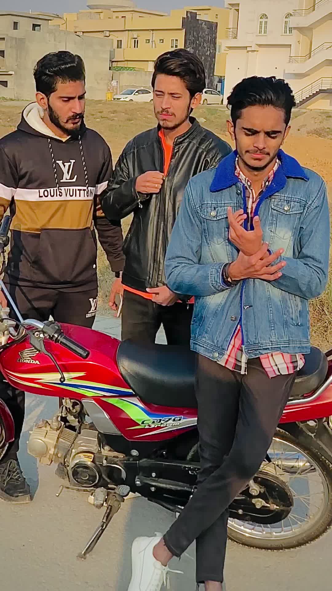 @rajadani_07
