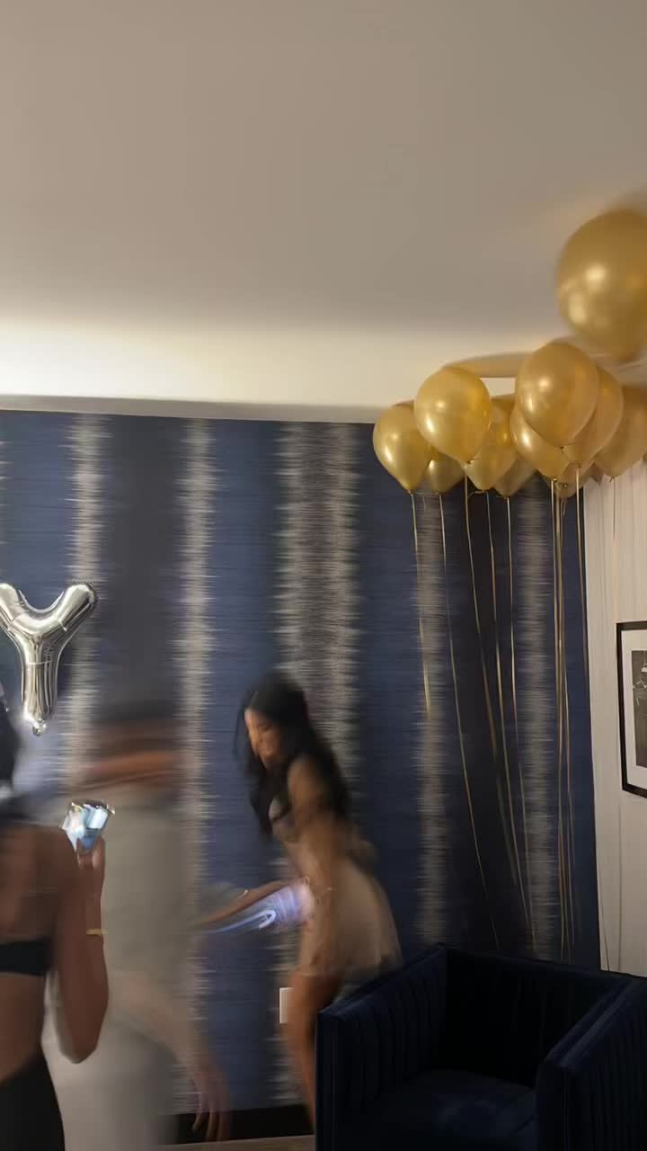 @Vi
