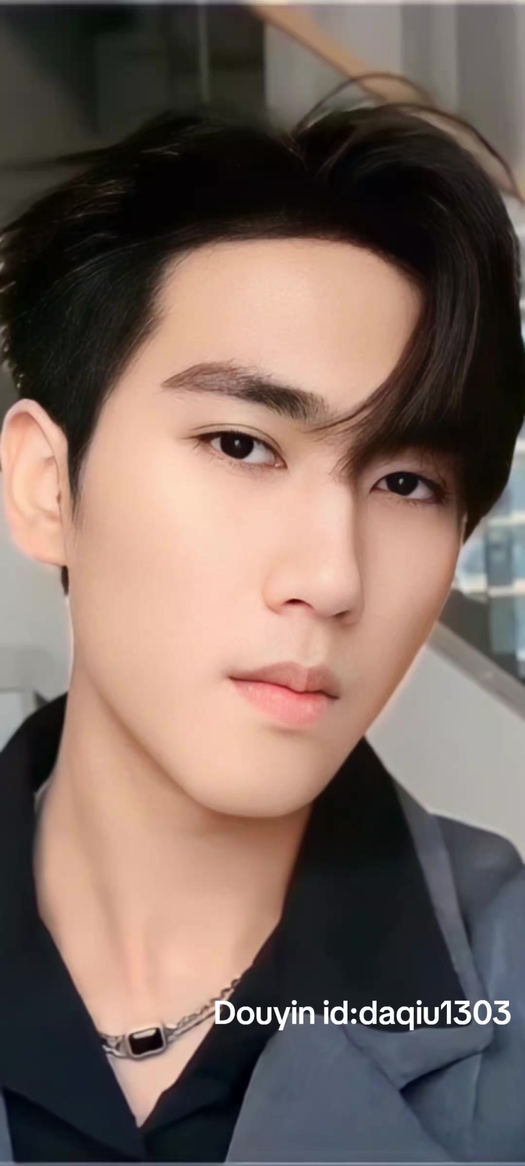 @英俊的中国男人