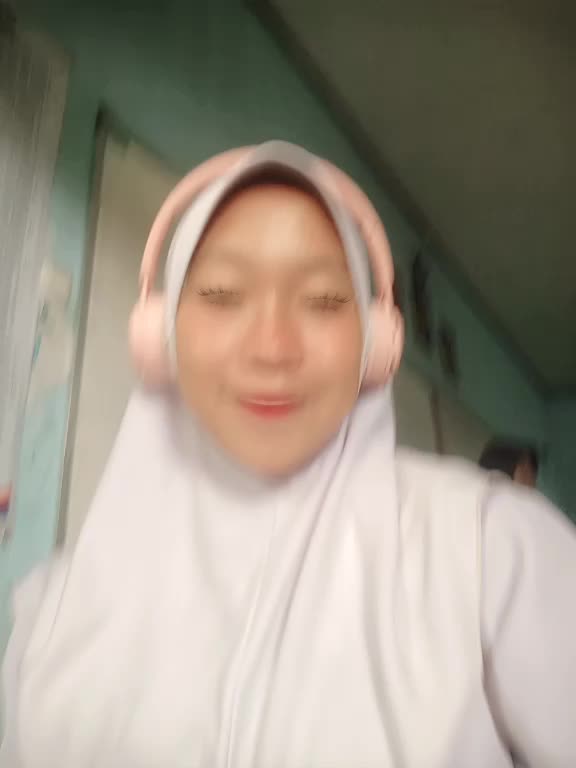 @lopiiaaaa