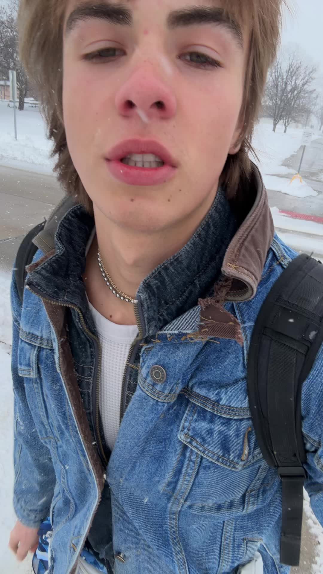 @e