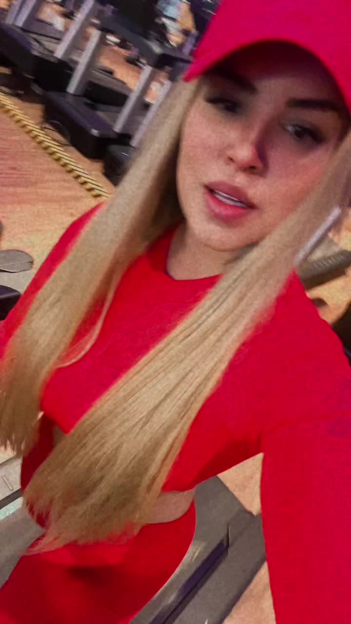 @alejandrasuarez_radio
