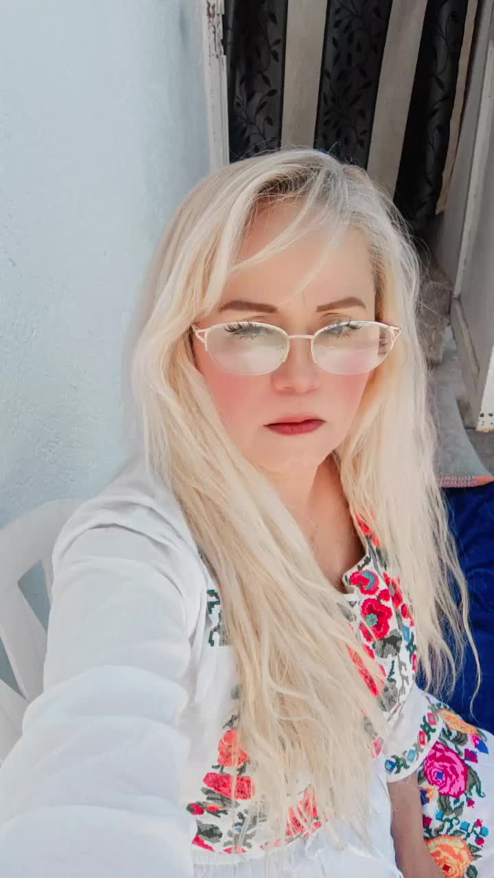 @Alem&aacute;n Sandoval
