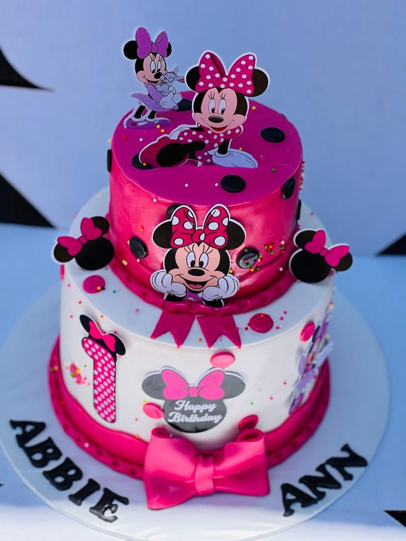 @IVANNAZ CAKES .0771402931
