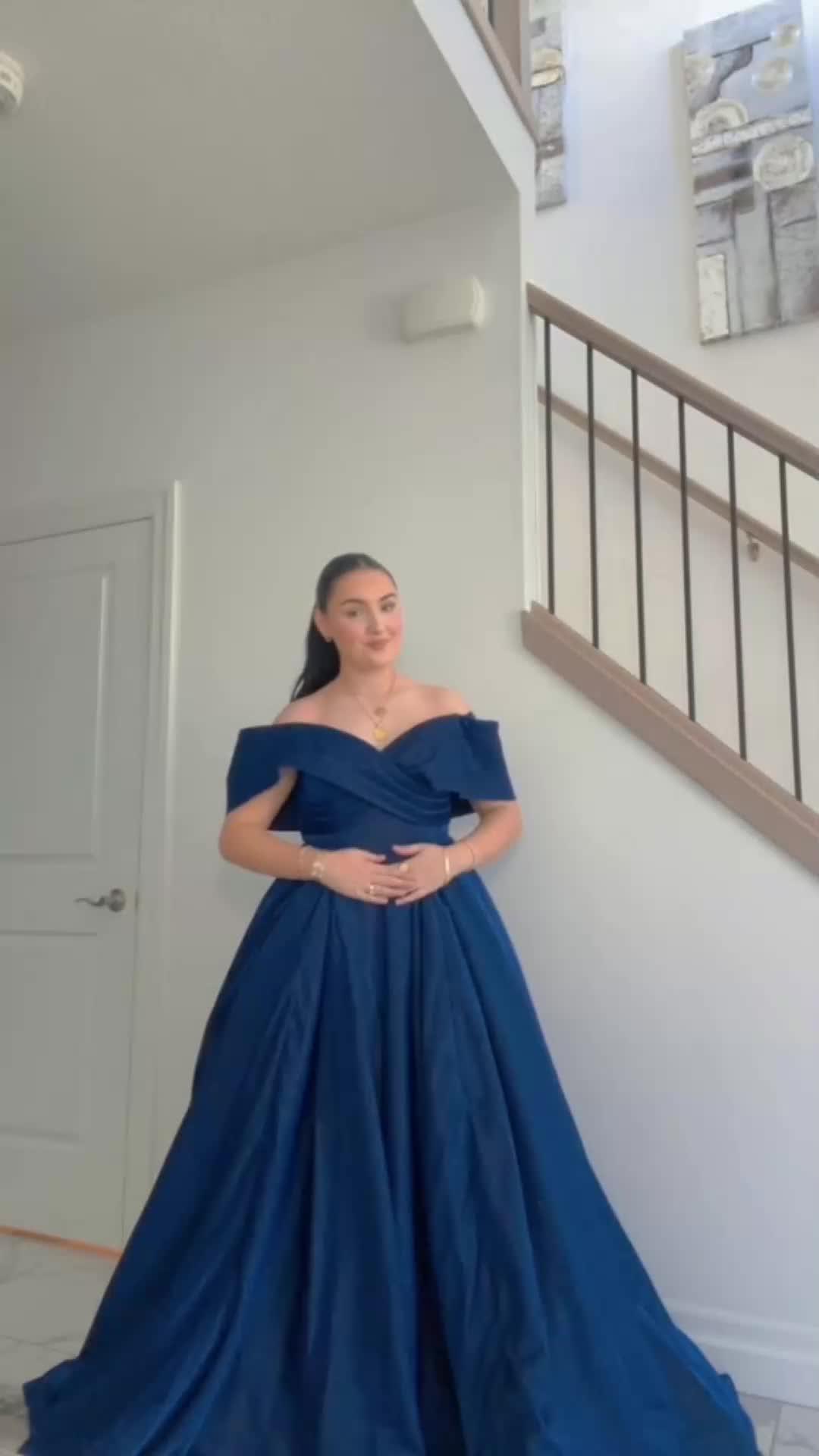 @GLAMLORA
