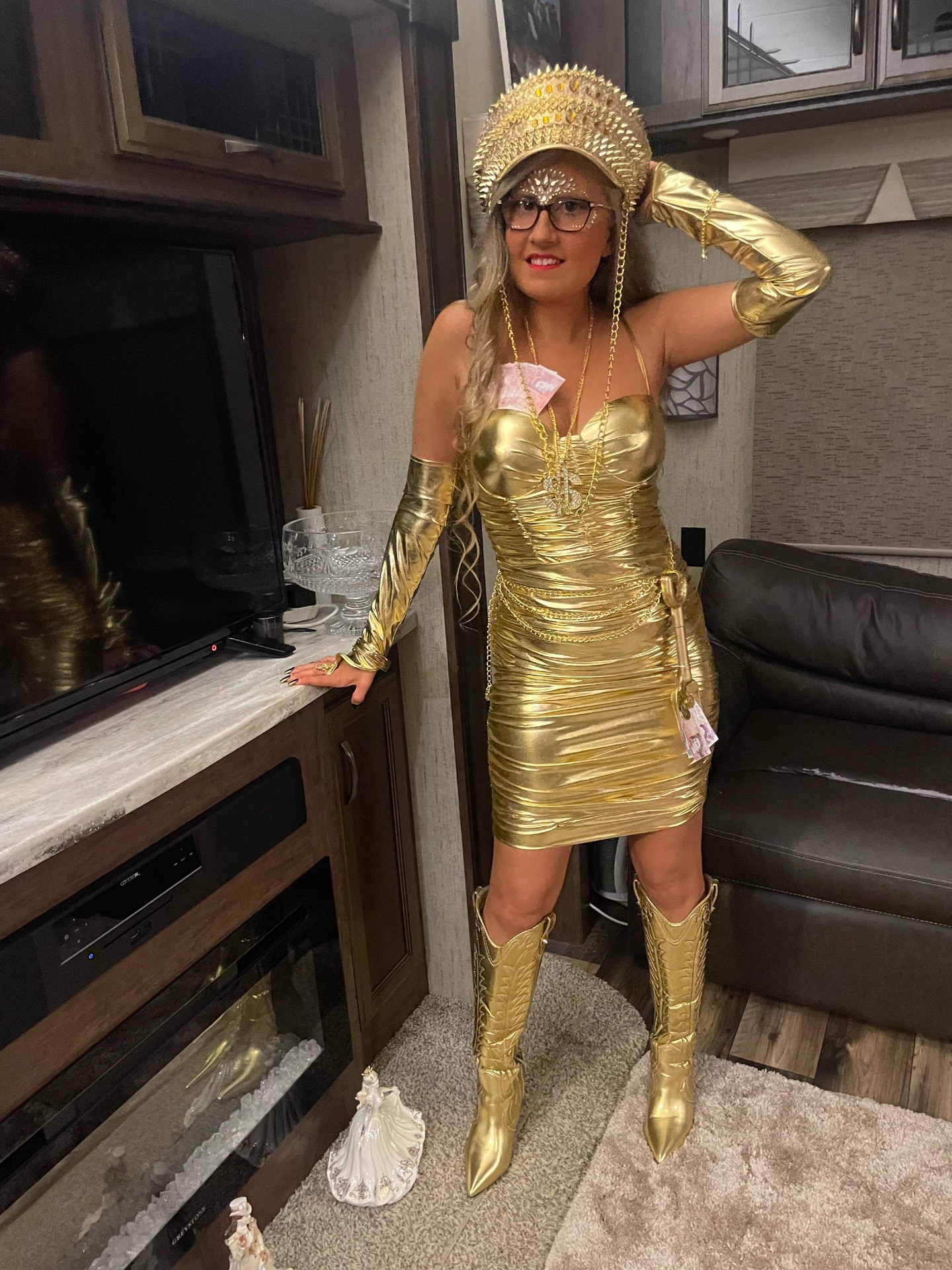 @Elenalouise_backup