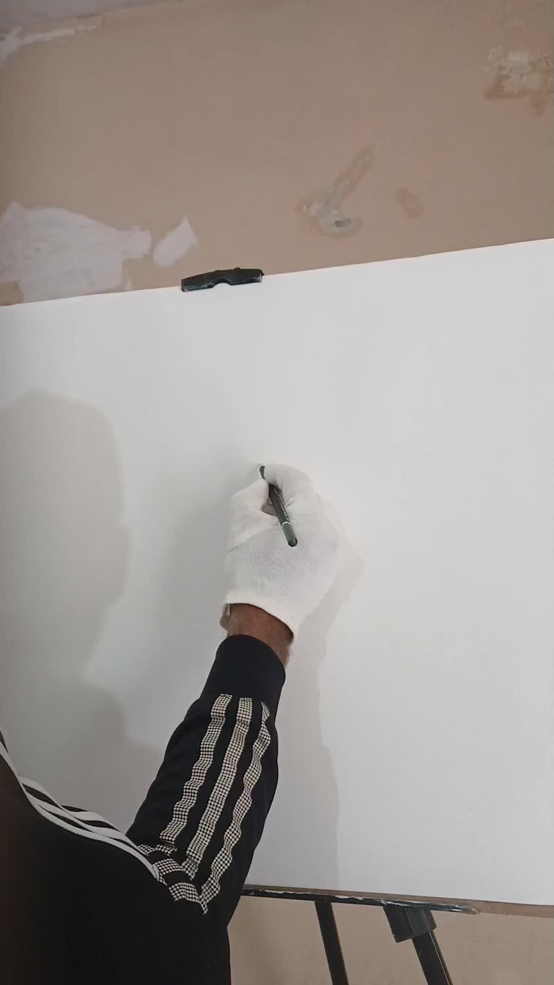 @HousePainter
