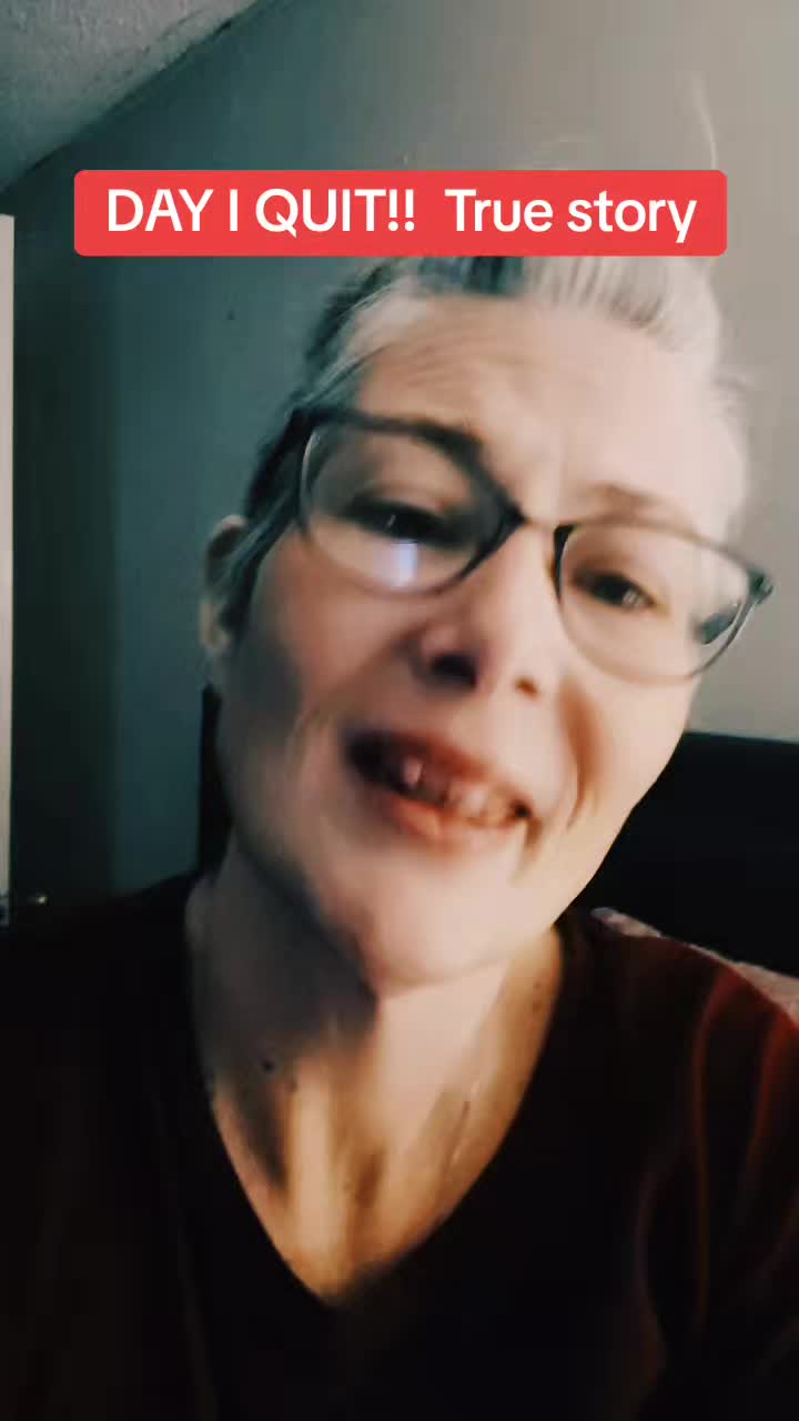 @tiseyethequeen