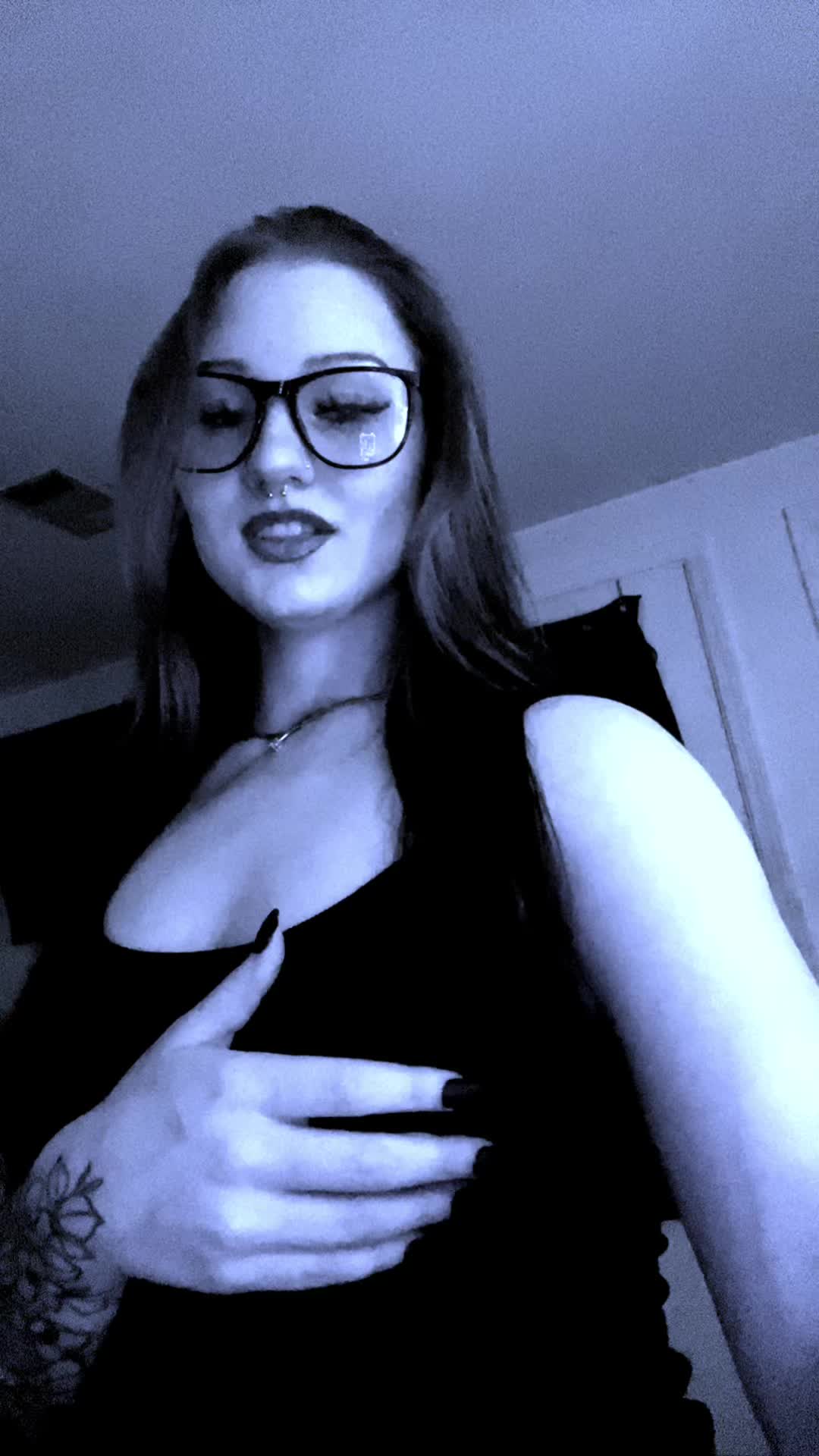@Mara