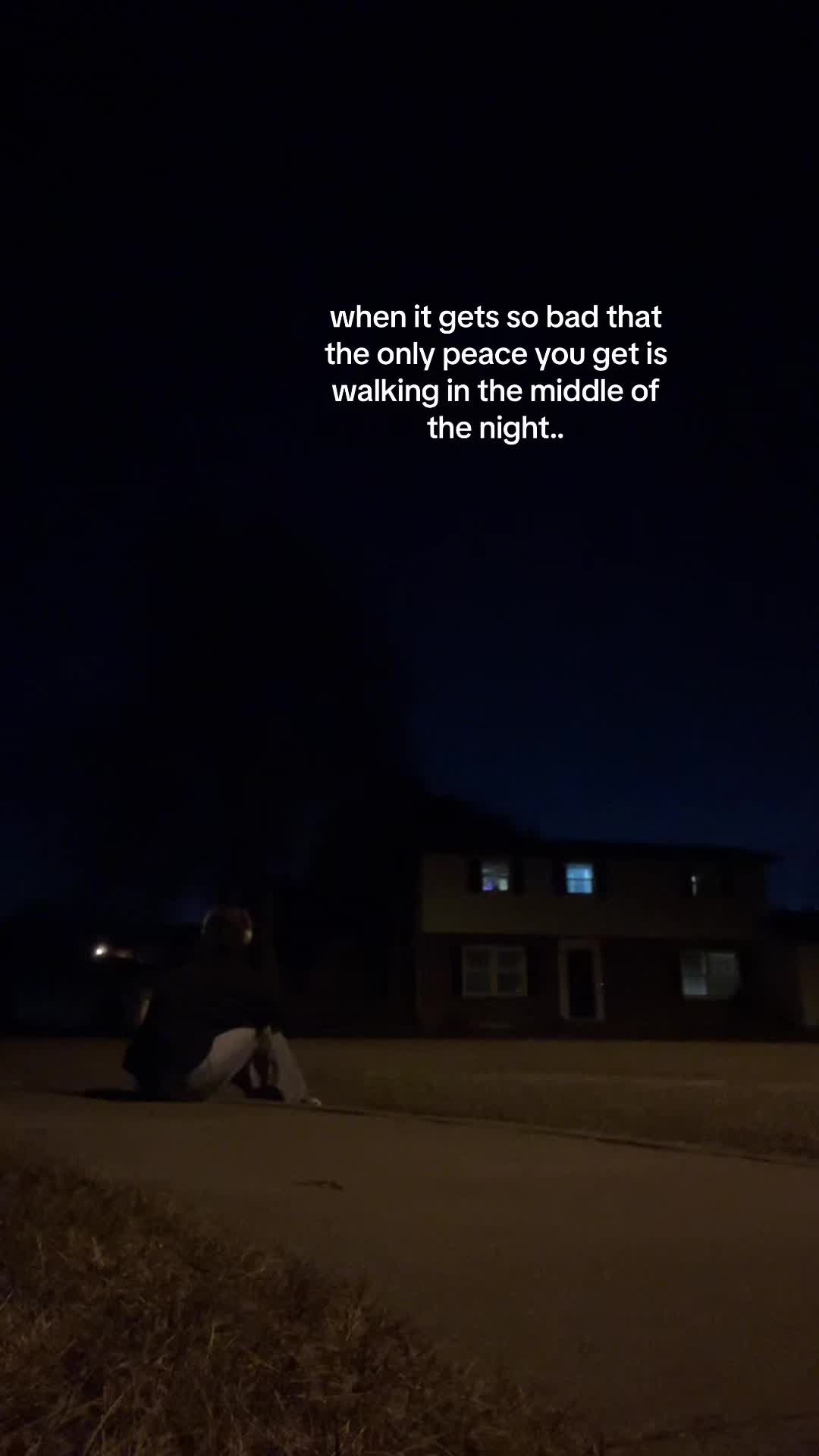 @👻