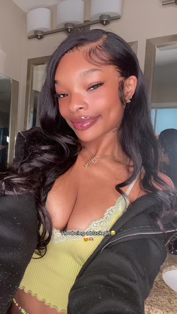 @_lashaelee