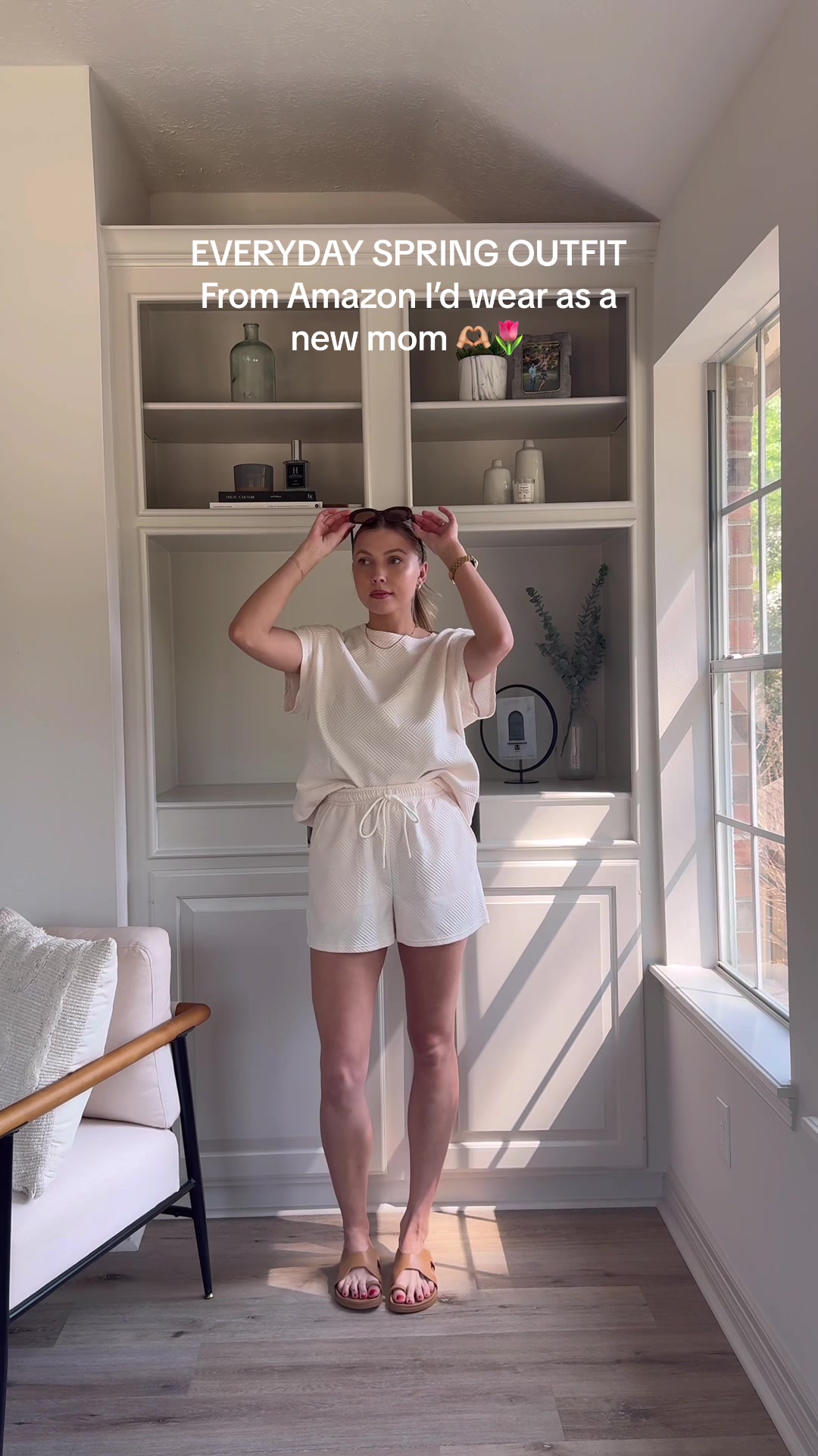 @Cheyenne | Mom Outfits