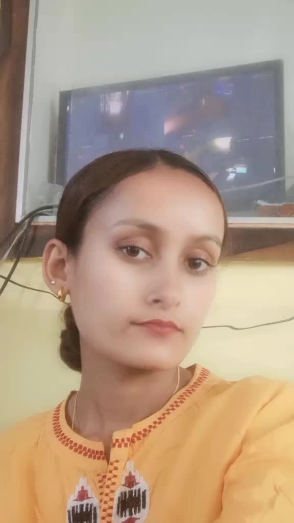 @Mrs.ThAkUrAnI_👑
