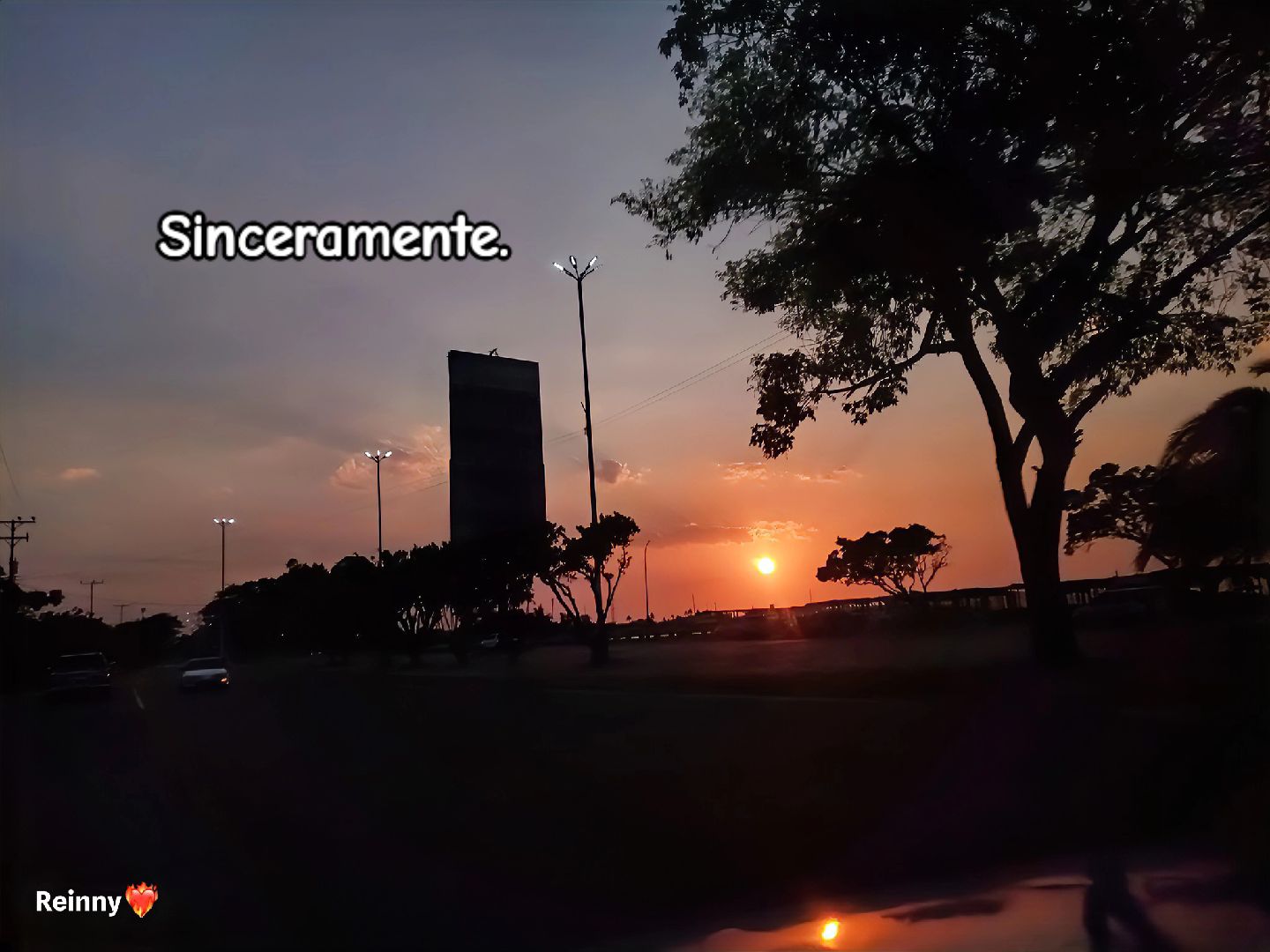 @𝓡𝓮𝓲𝓷𝓷𝔂🍒