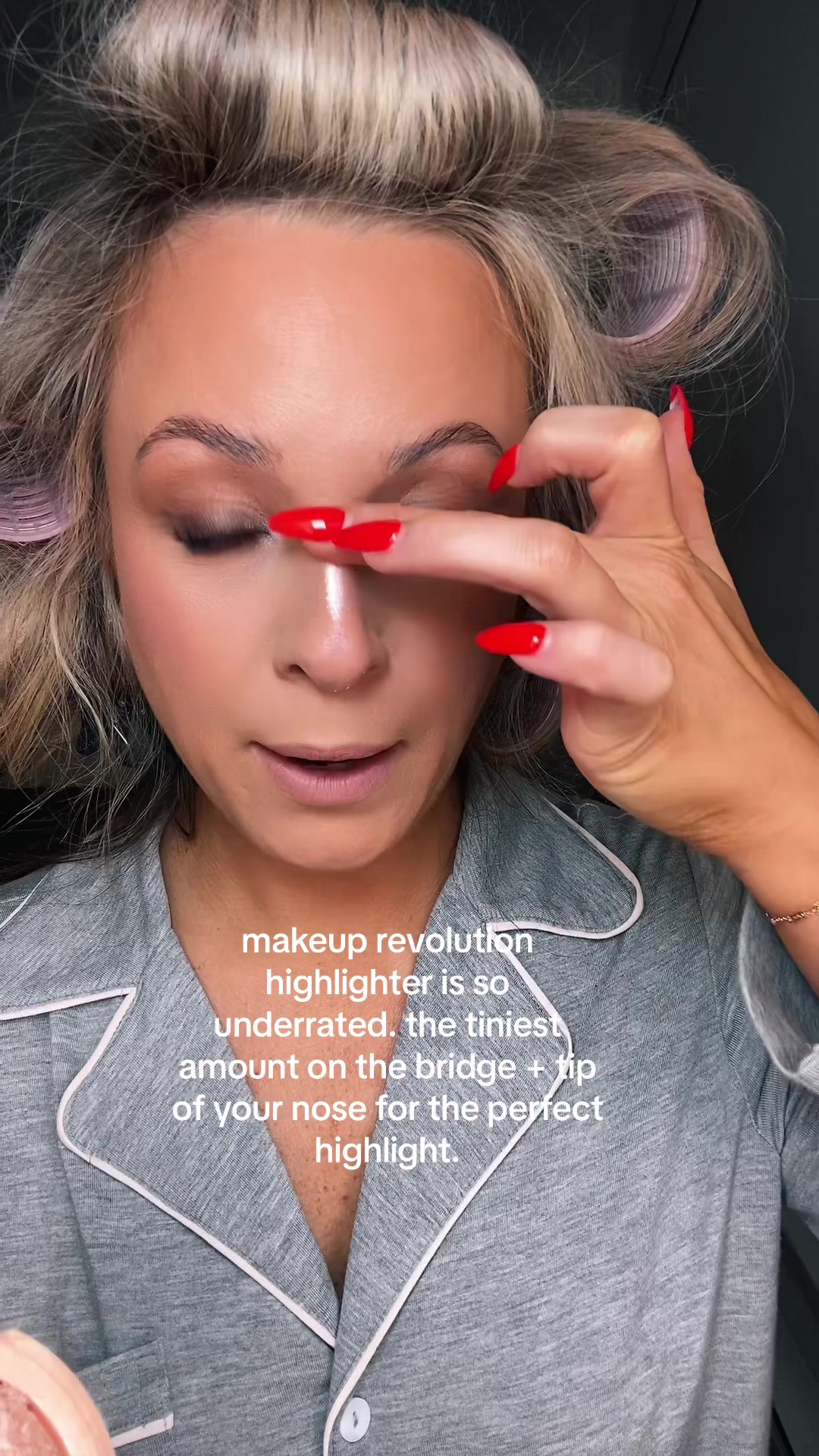 @Juliameek__